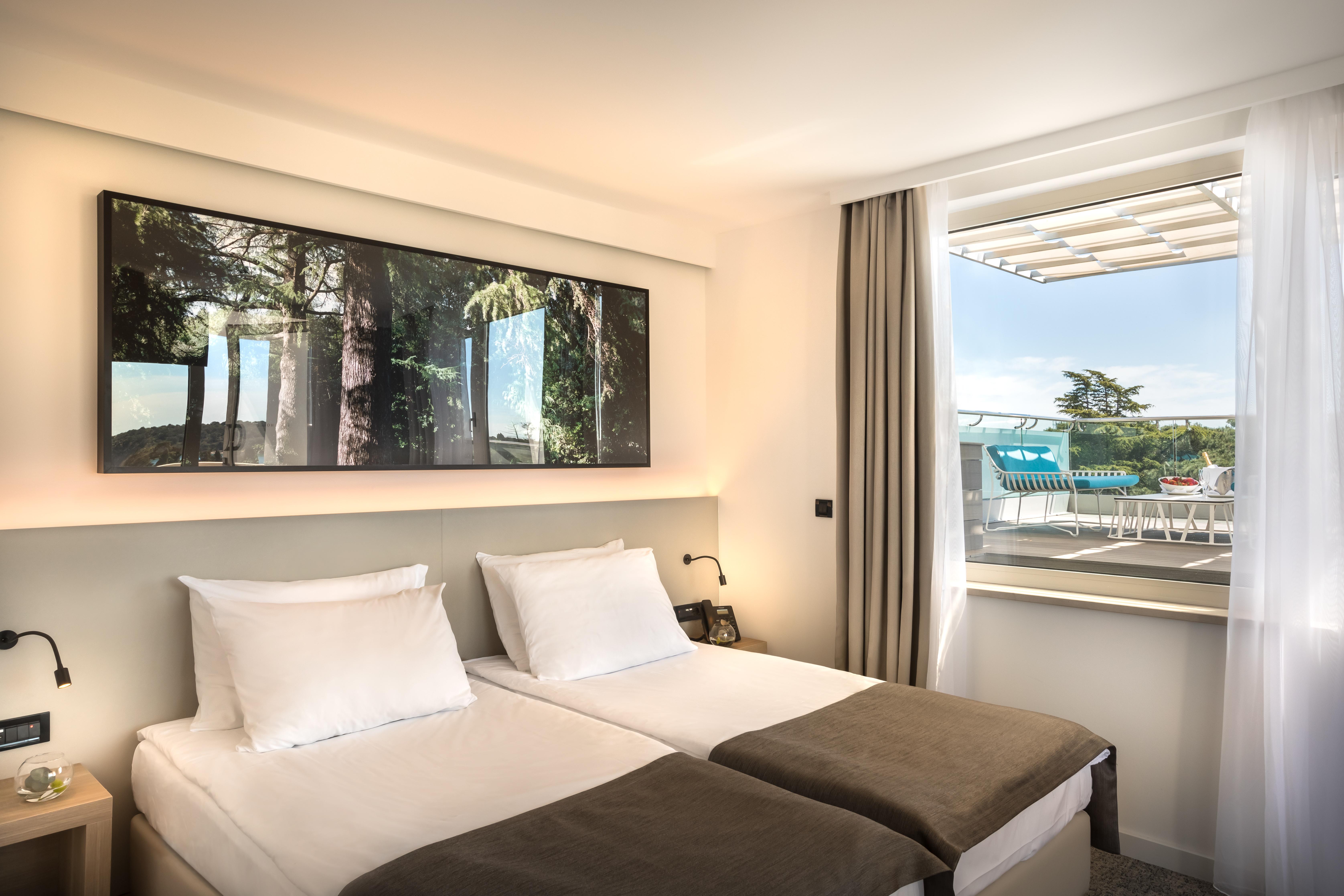 Eden Hotel By Maistra Collection Ровин Екстериор снимка